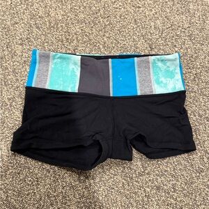 lululemon athletica Black and Blue Athletic Shorts 2"